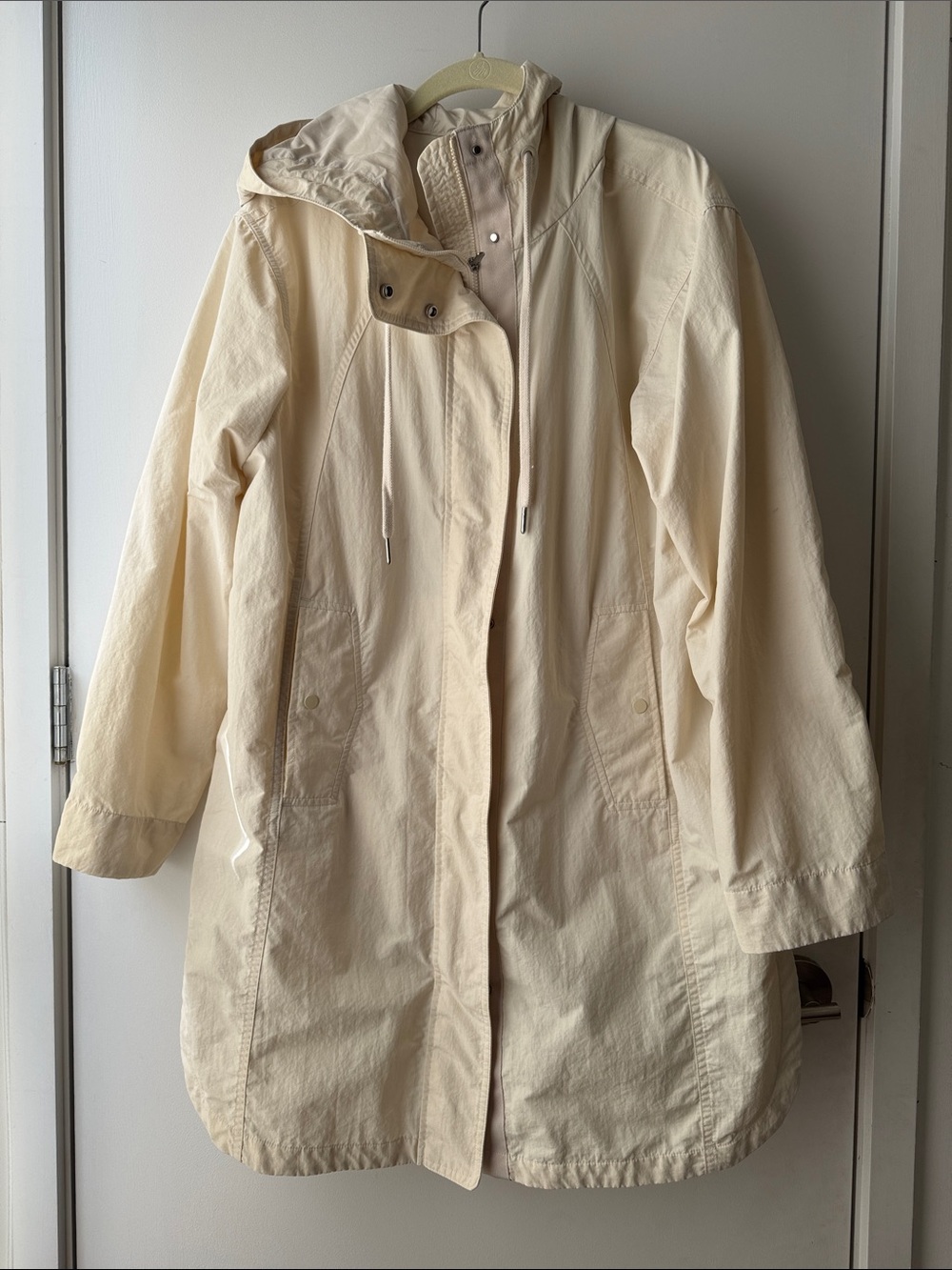 Athleta Everywhere Anorak in cream
